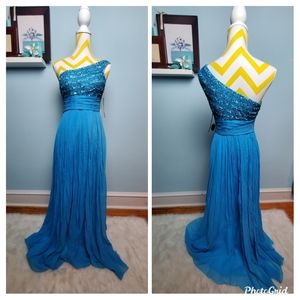 One shoulder Sequin & crepe  prom dress new w/tags
